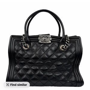 CHANEL Black Quilted Leather Satchel with Chain-Handle